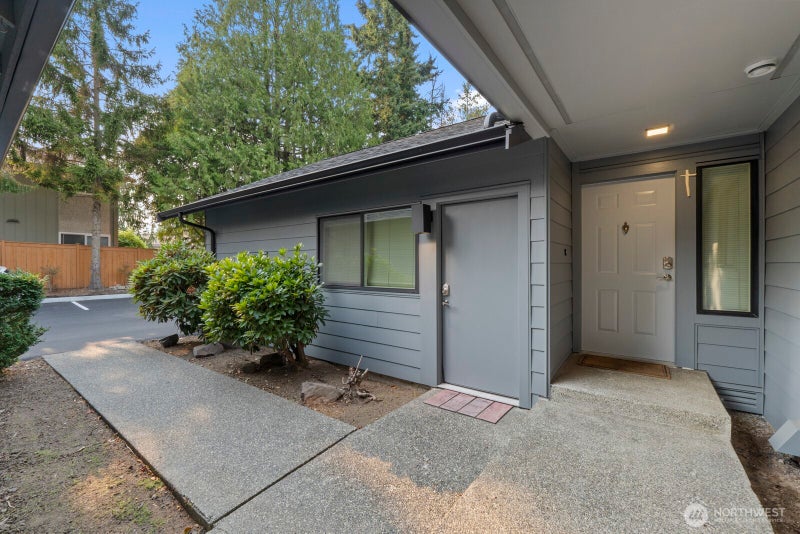 7730 196th Street SW 10