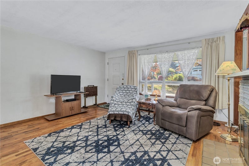 2304 S 300th Street