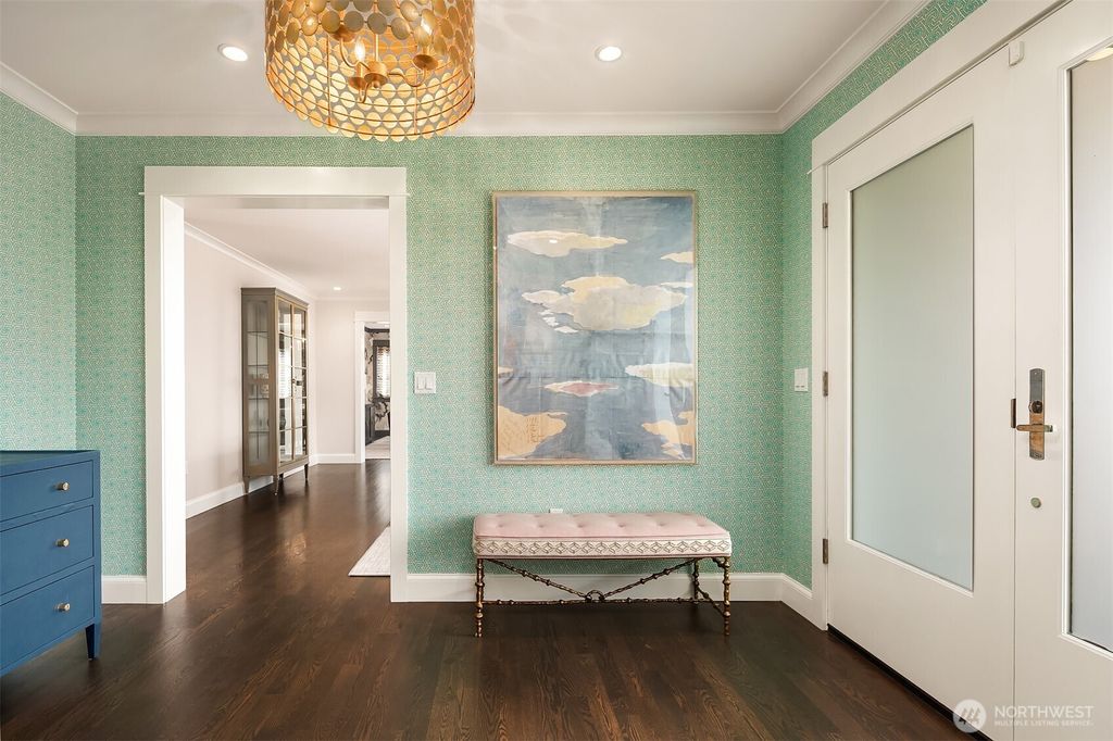 Photo of 6060 Wellesley Way NE, Seattle, WA 98115 (MLS # 2354434)