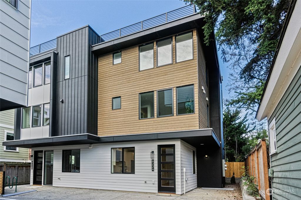 Photo of 822 NW 51st Street #A, Seattle, WA 98107 (MLS # 2315136)