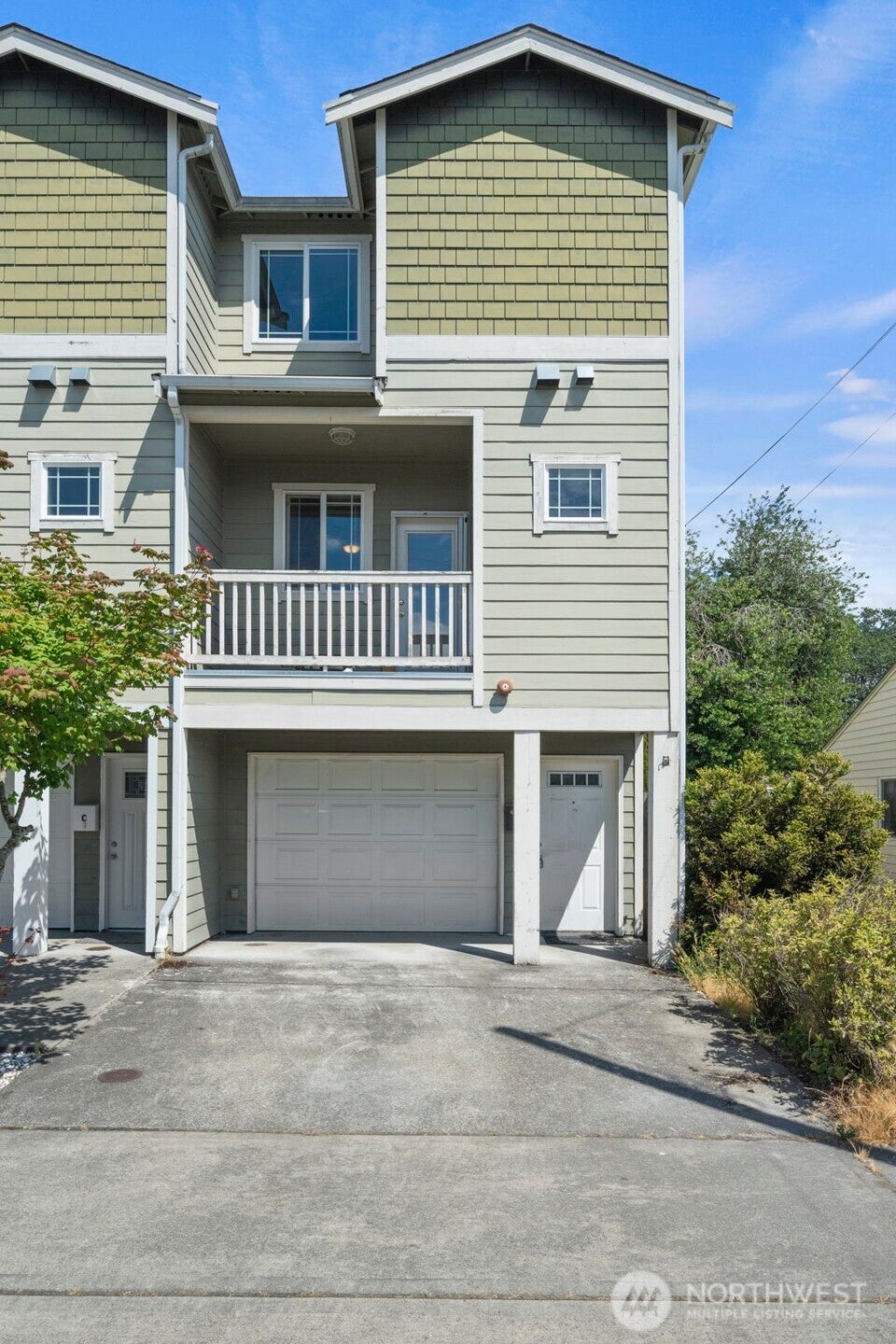 Photo of 5621 S Lawrence Street #D, Tacoma, WA 98409 (MLS # 2566164)
