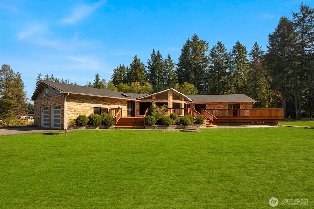 Photo of 34210 206th Avenue SE, Auburn, WA 98092 (MLS # 2429590)
