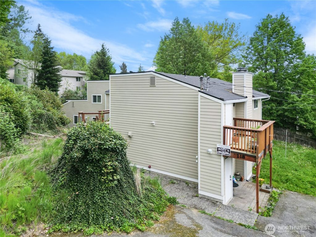Photo of 218 10th Street, Snohomish, WA 98290 (MLS # 2525343)