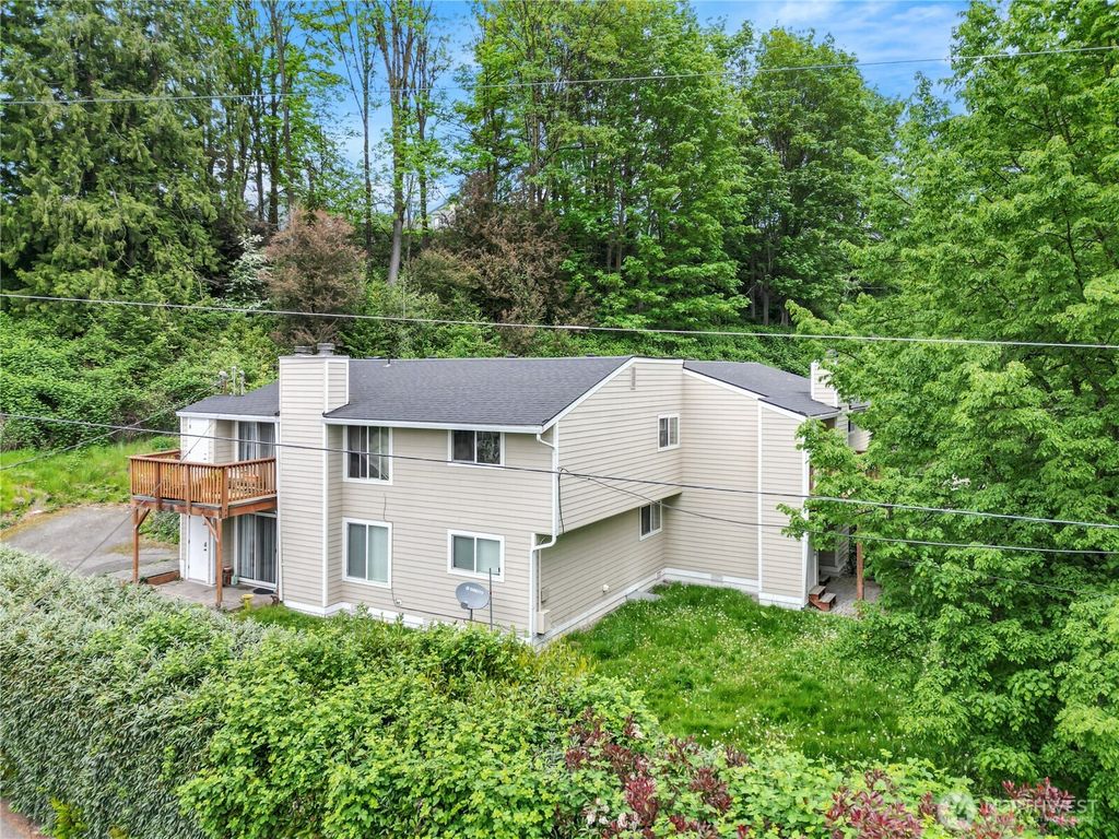 Photo of 218 10th Street, Snohomish, WA 98290 (MLS # 2525343)