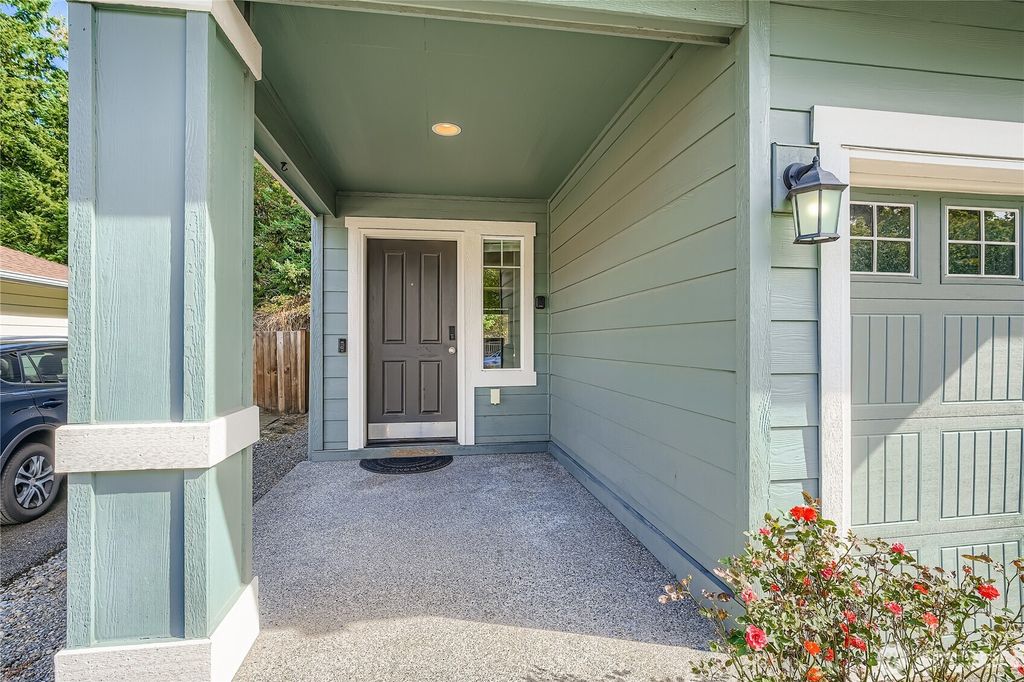 Photo of 3971 E Roosevelt Avenue, Tacoma, WA 98404 (MLS # 2442928)