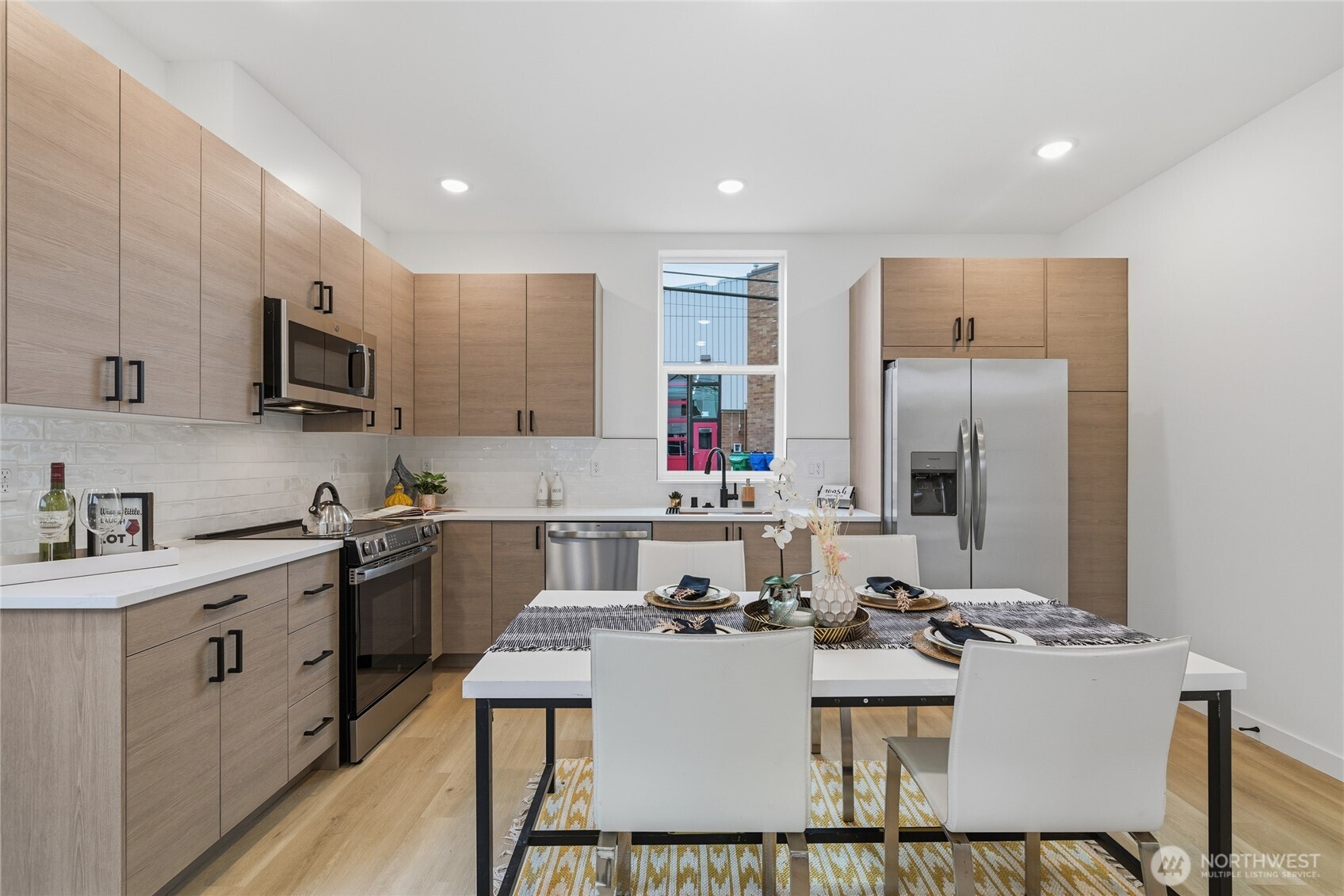 805 S Sullivan Street