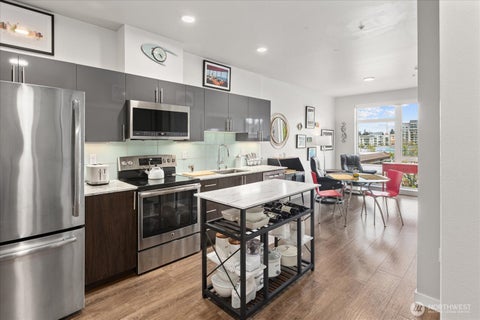 Photo of 1085 103rd Avenue NE #311, Bellevue, WA 98004 (MLS # 2549910)