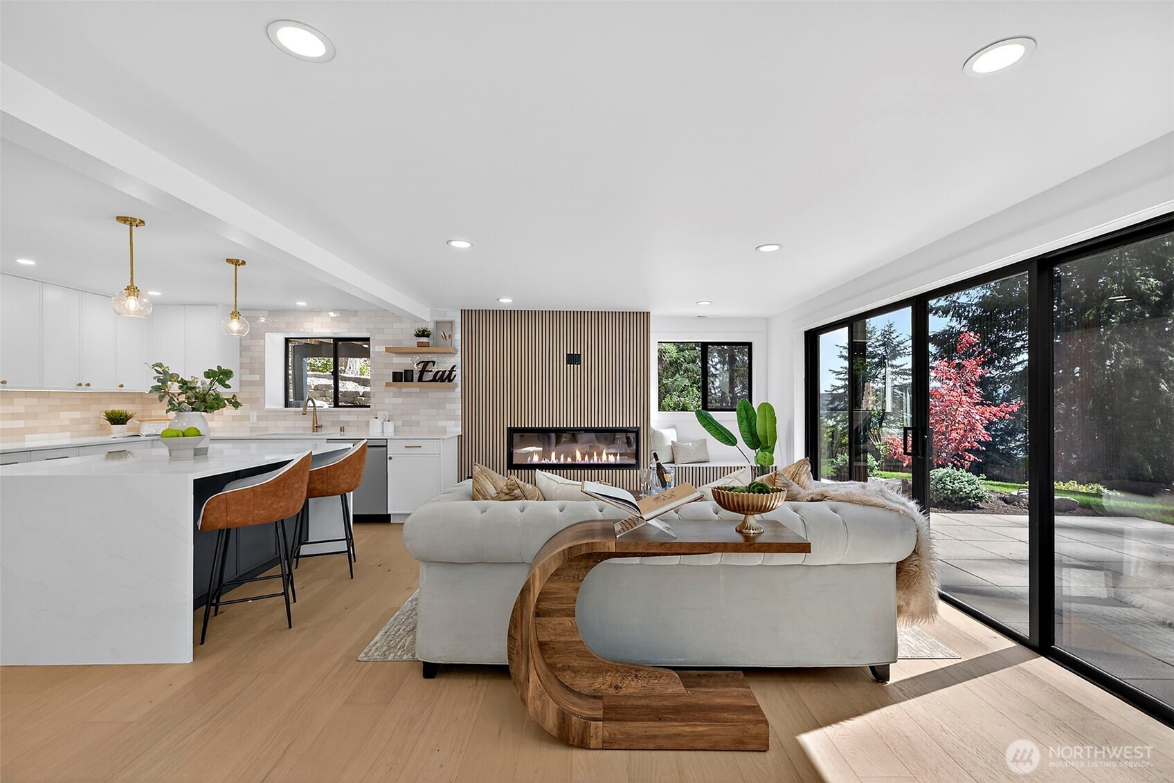 111 Point Fosdick Circle NW
