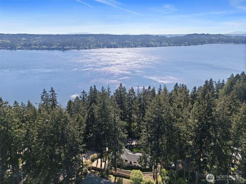 Photo of 111 Point Fosdick Circle NW, Gig Harbor, WA 98335 (MLS # 2514585)