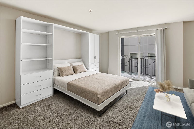 425 Vine Street 421