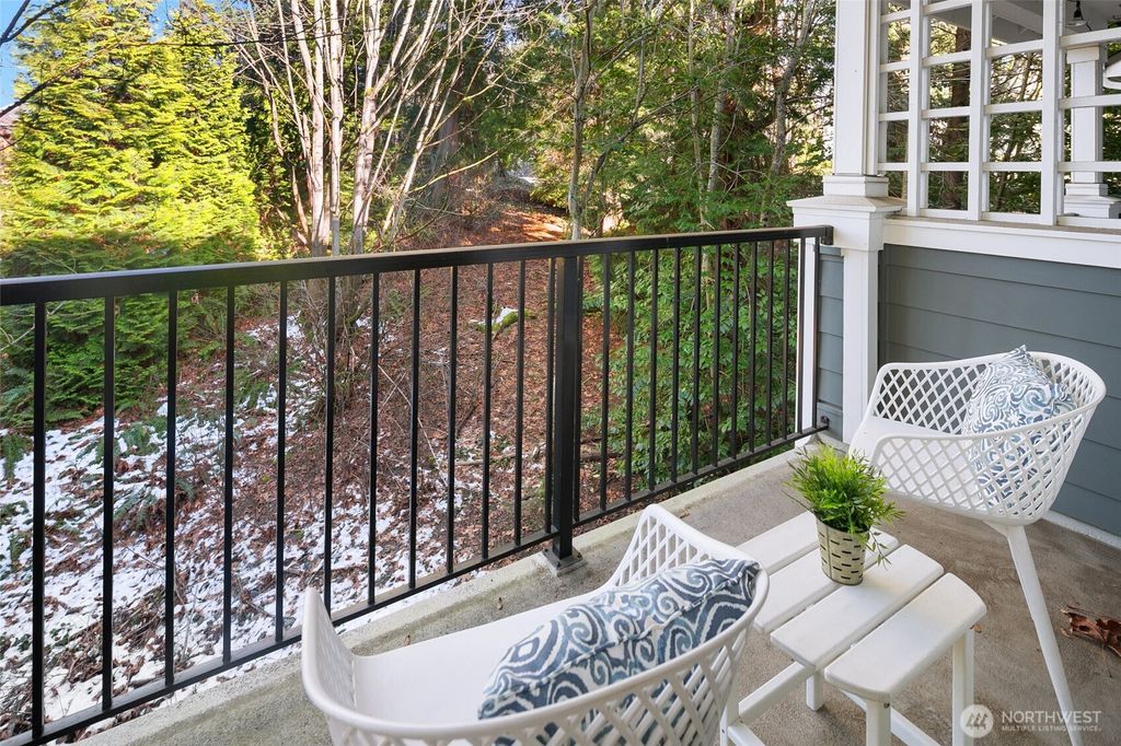 listing image 9362248957606248940
