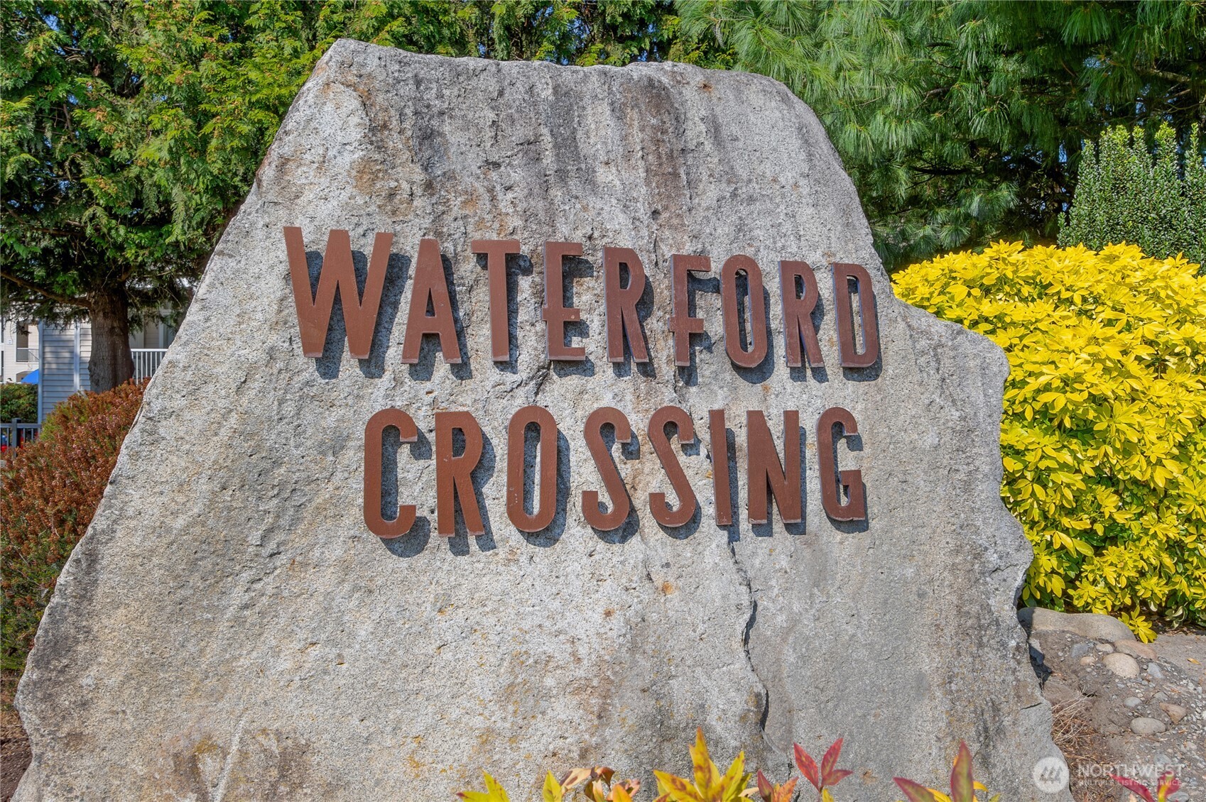 10113 186th Street E 257