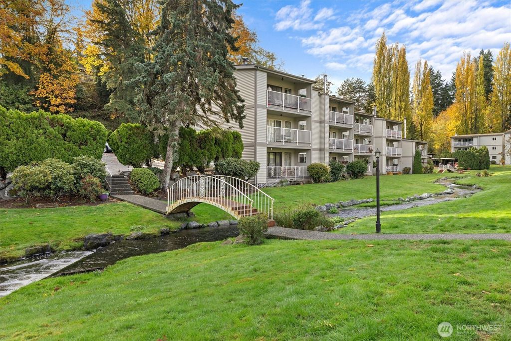 Photo of 13321 15th Avenue NE #D5, Seattle, WA 98125 (MLS # 2457871)