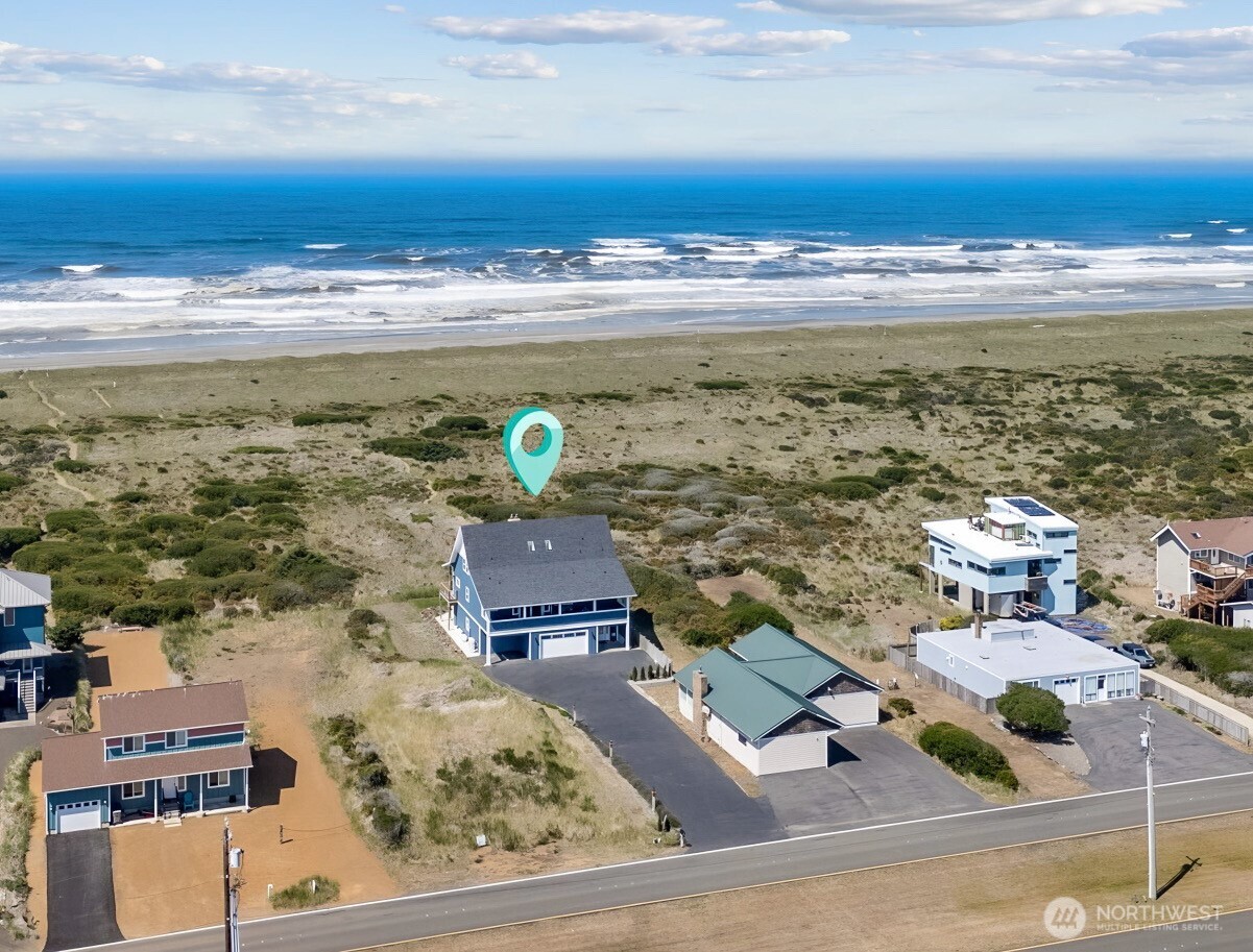 1073 Ocean Shores Boulevard SW