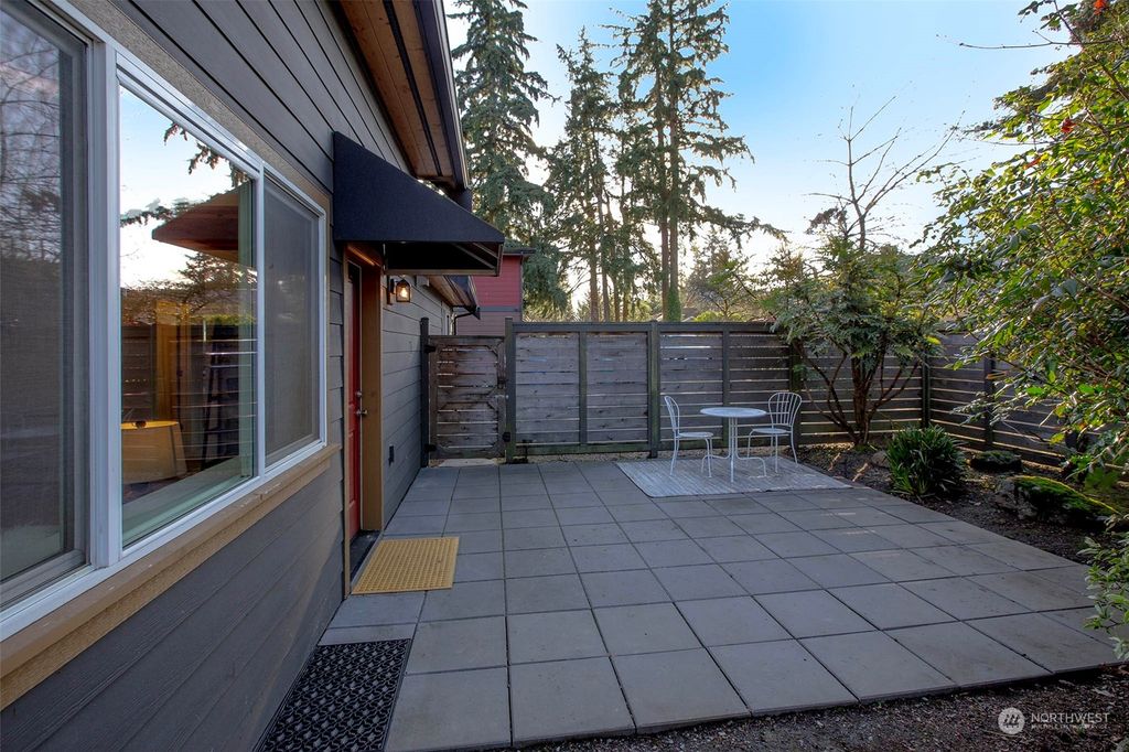 Photo of 14353 Dayton Avenue N #1 (B), Seattle, WA 98133 (MLS # 2322288)