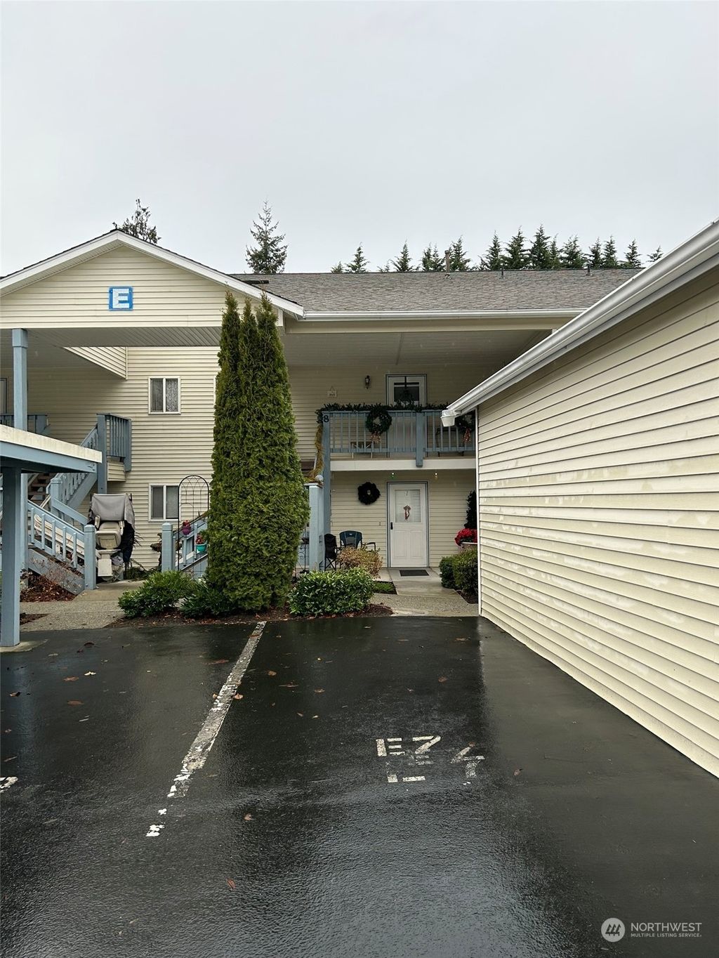 Photo of 20617 28th Avenue W #E7, Lynnwood, WA 98036 (MLS # 2024093)