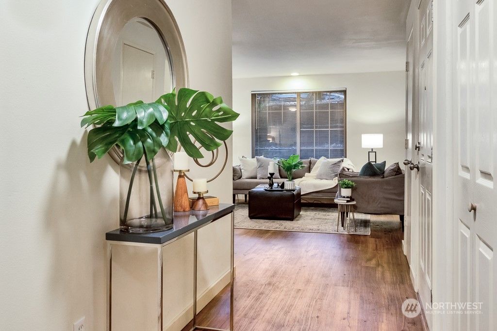 Photo of 418 21st Avenue, Seattle, WA 98122 (MLS # 2197424)