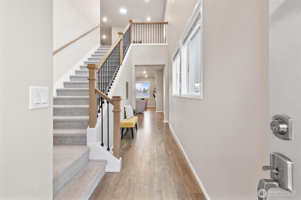 Photo of 906 121st Avenue SE, Lake Stevens, WA 98258 (MLS # 2472746)