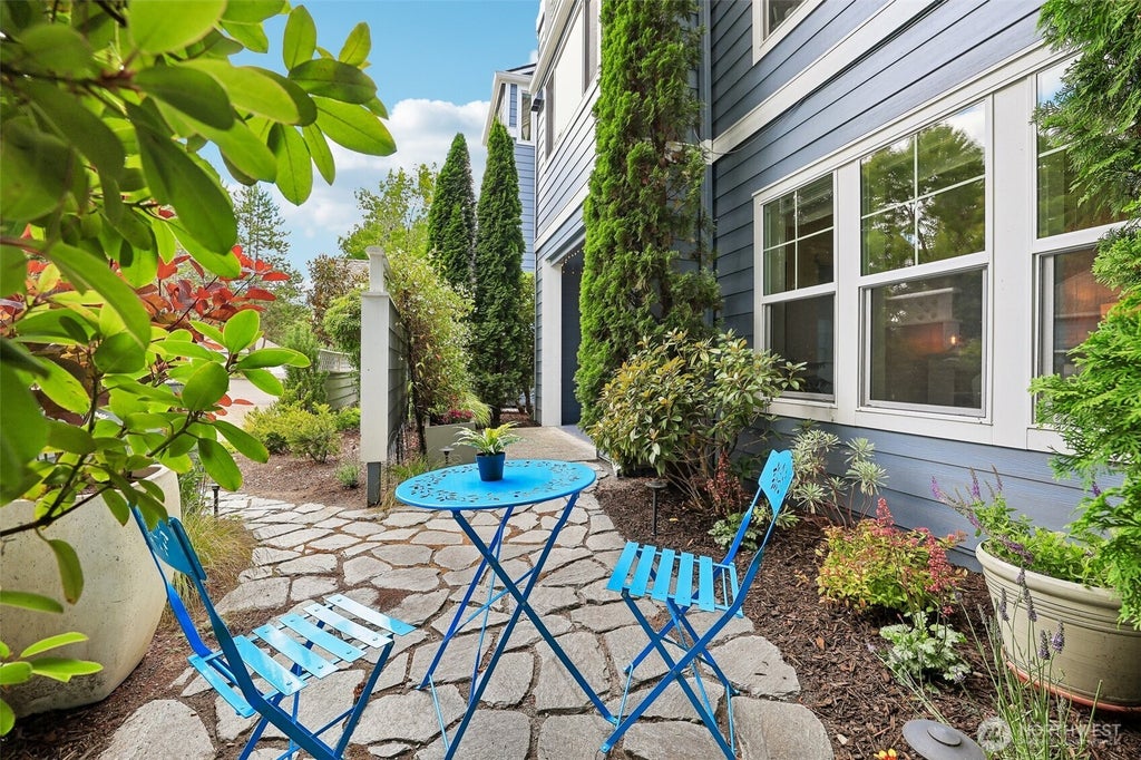 Photo of 3935 226th Place SE #111, Issaquah, WA 98029 (MLS # 2549635)