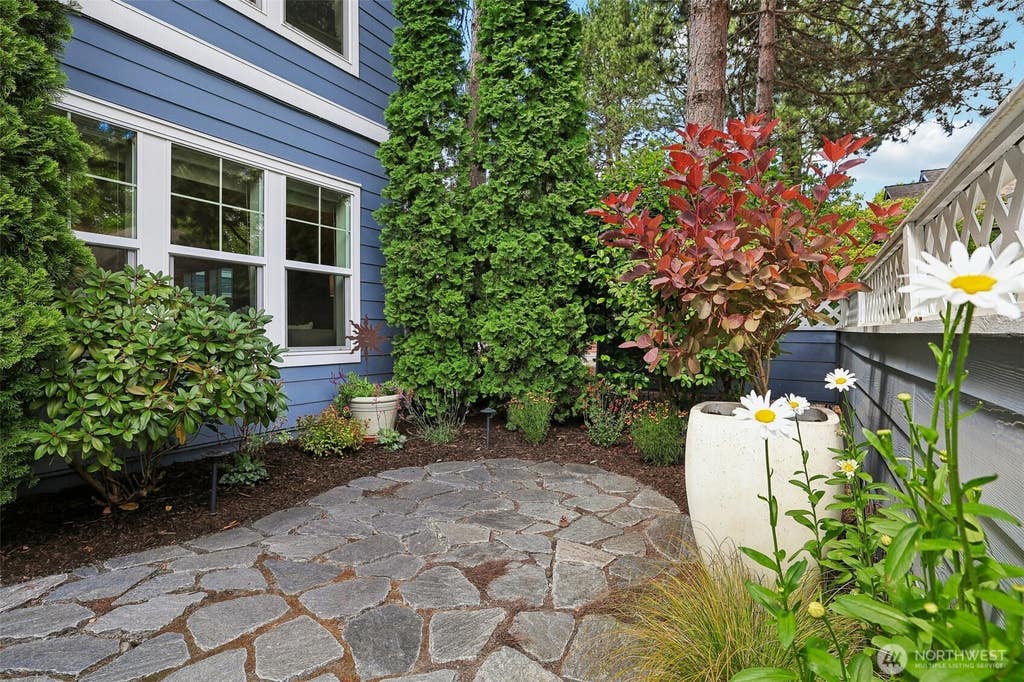 Photo of 3935 226th Place SE #111, Issaquah, WA 98029 (MLS # 2549635)