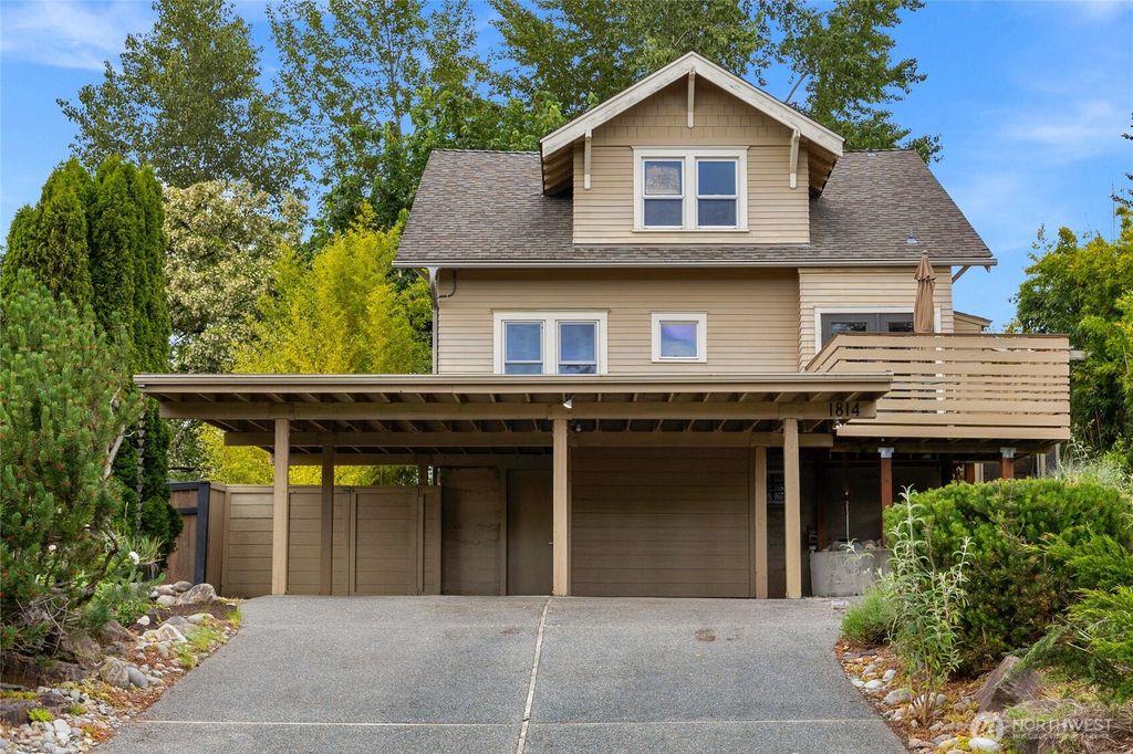 Photo of 1814 SW 347th Place, Federal Way, WA 98023 (MLS # 2387835)