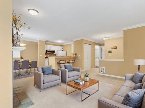 Photo of 31500 33rd Place SW #G202, Federal Way, WA 98023 (MLS # 2498857)