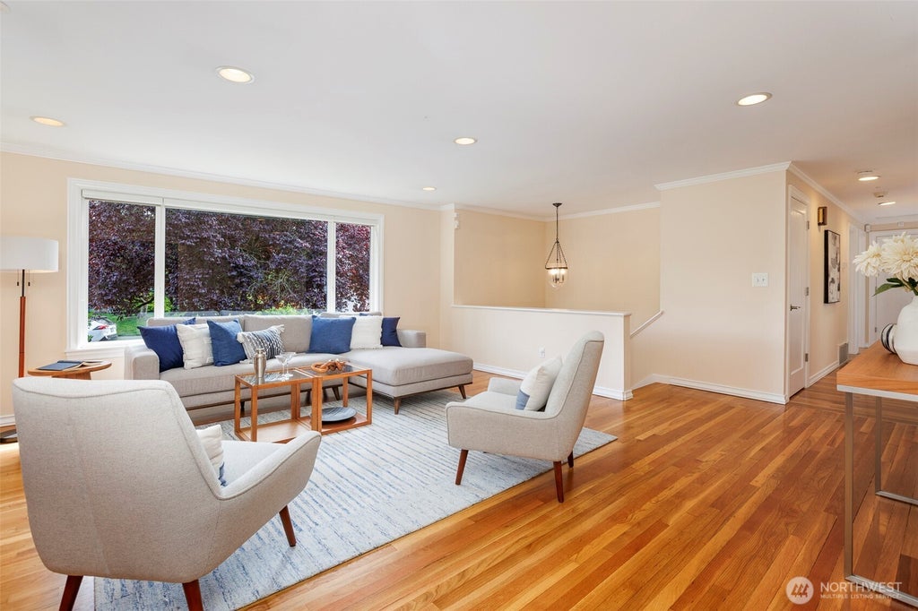 Photo of 14101 Phinney Avenue N, Seattle, WA 98133 (MLS # 2536330)