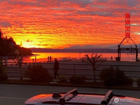 6044 Seaview Avenue NW 102 Seattle WA 98107