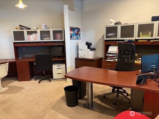 6044 Seaview Avenue NW 102