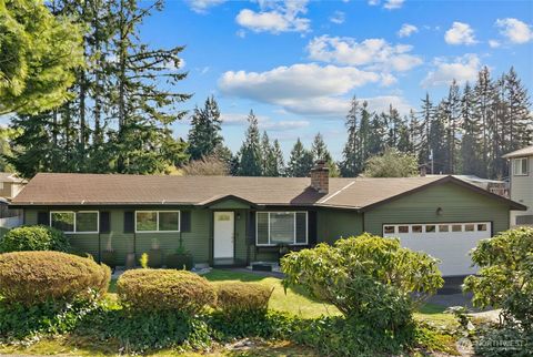 Photo of 11901 32nd Drive SE, Everett, WA 98208 (MLS # 2498355)