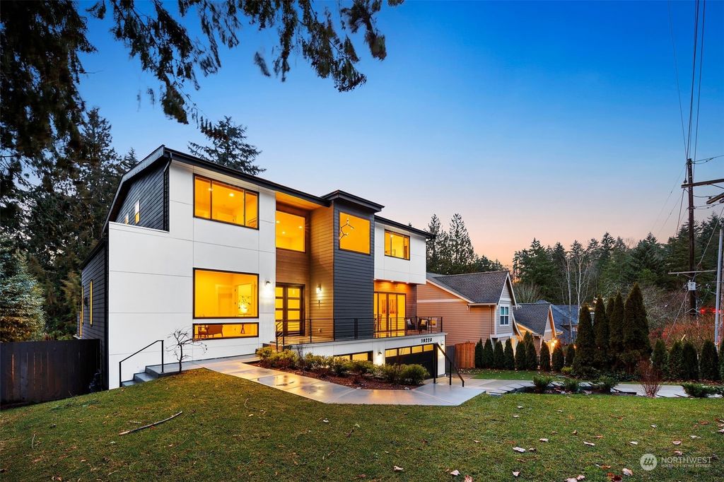 Photo of 10228 SE 8th Street, Bellevue, WA 98004 (MLS # 2043108)