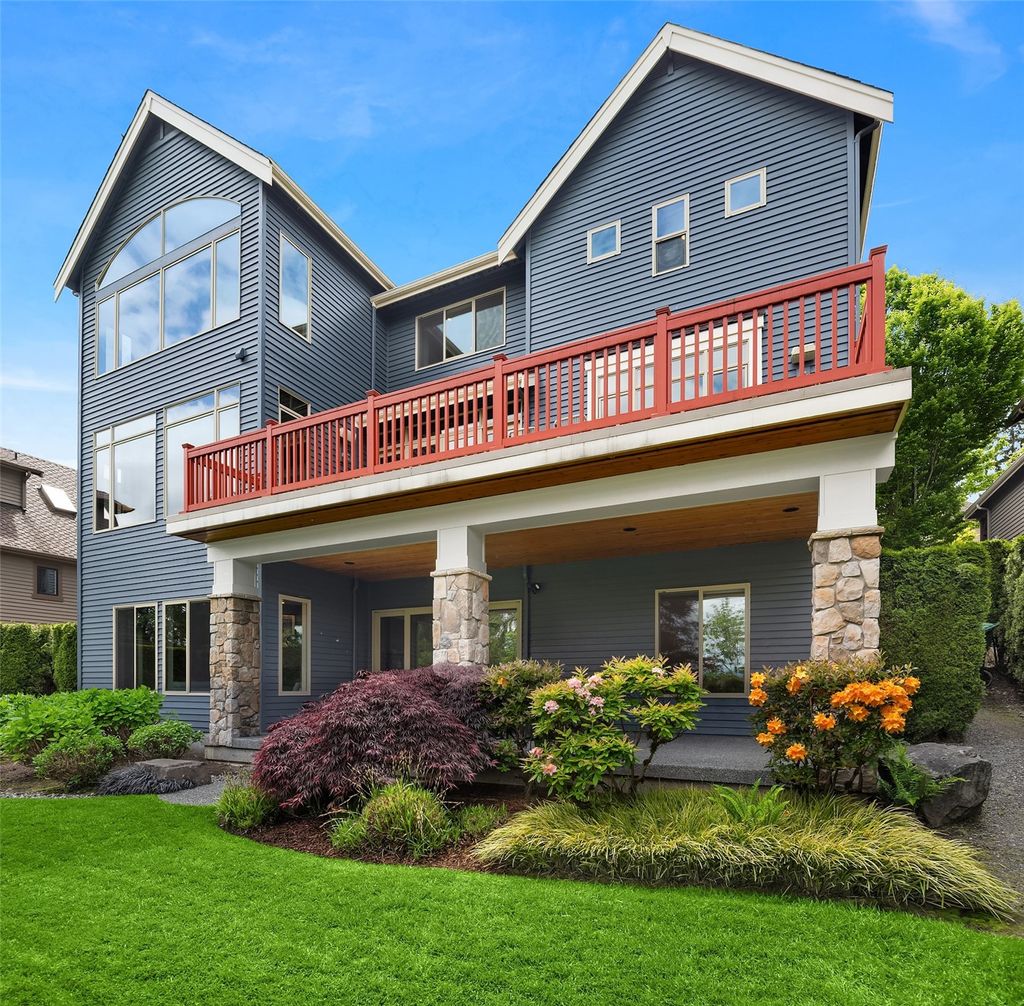 Photo of 570 Timber Creek Drive NW, Issaquah, WA 98027 (MLS # 2379396)