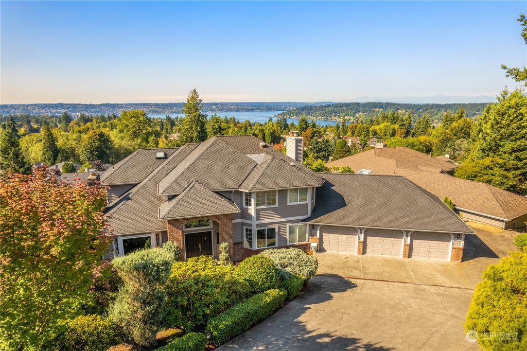 Photo of 7717 120th Place SE, Newcastle, WA 98056 (MLS # 2158586)