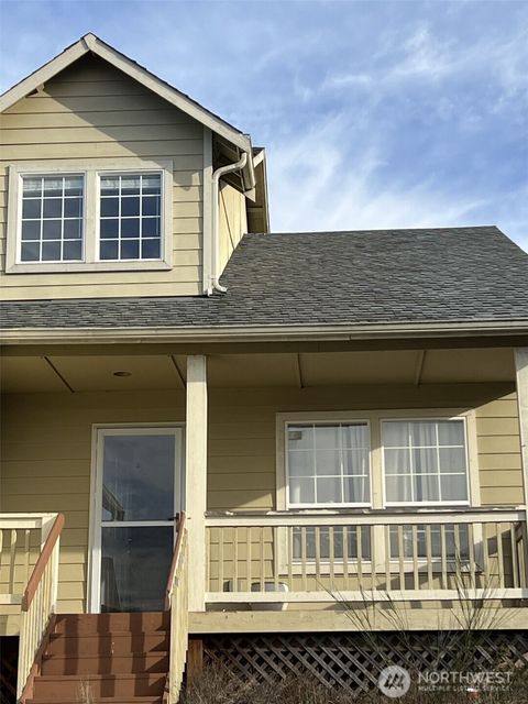 Photo of 31536 113th Avenue SE, Auburn, WA 98092 (MLS # 2478639)