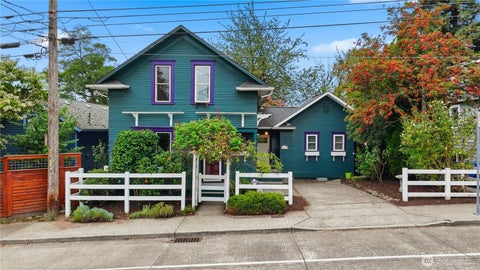 Photo of 919 20th Avenue S, Seattle, WA 98144 (MLS # 2573883)