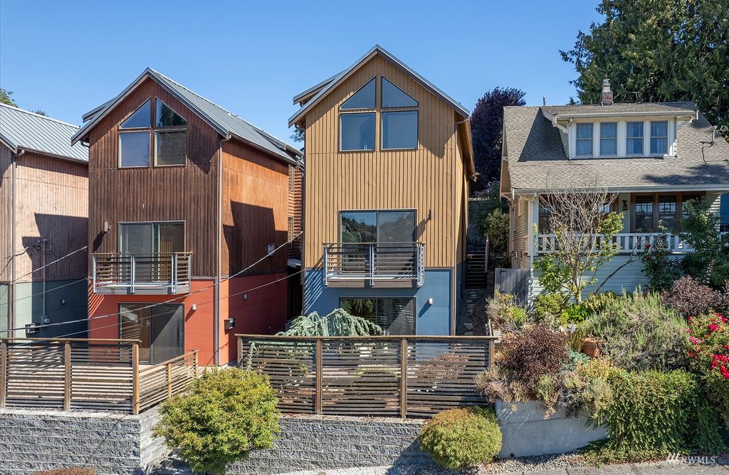 Photo of 4016 23rd Avenue SW, Seattle, WA 98106 (MLS # 1989359)