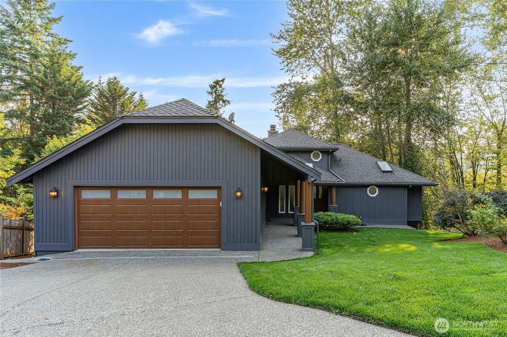 Photo of 13206 SE 51st Place, Bellevue, WA 98006 (MLS # 2429666)