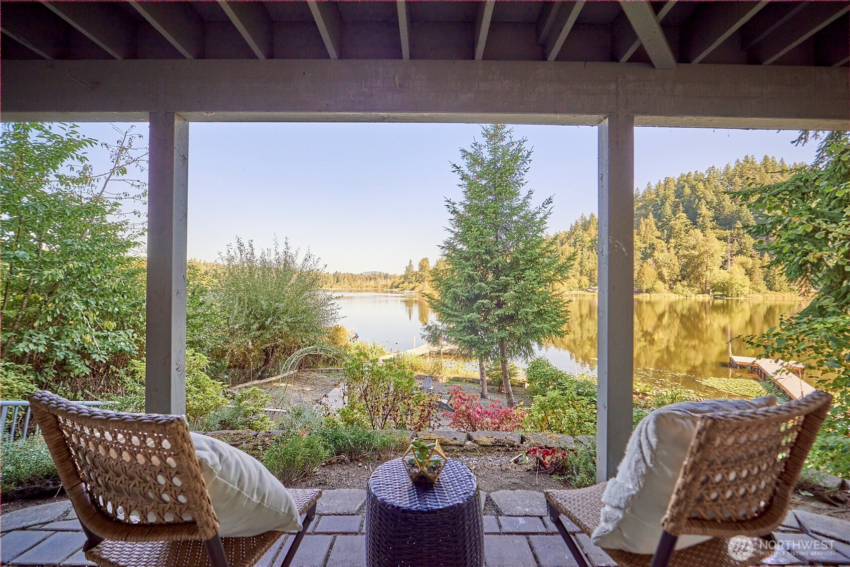 18360 W Lake Desire Drive