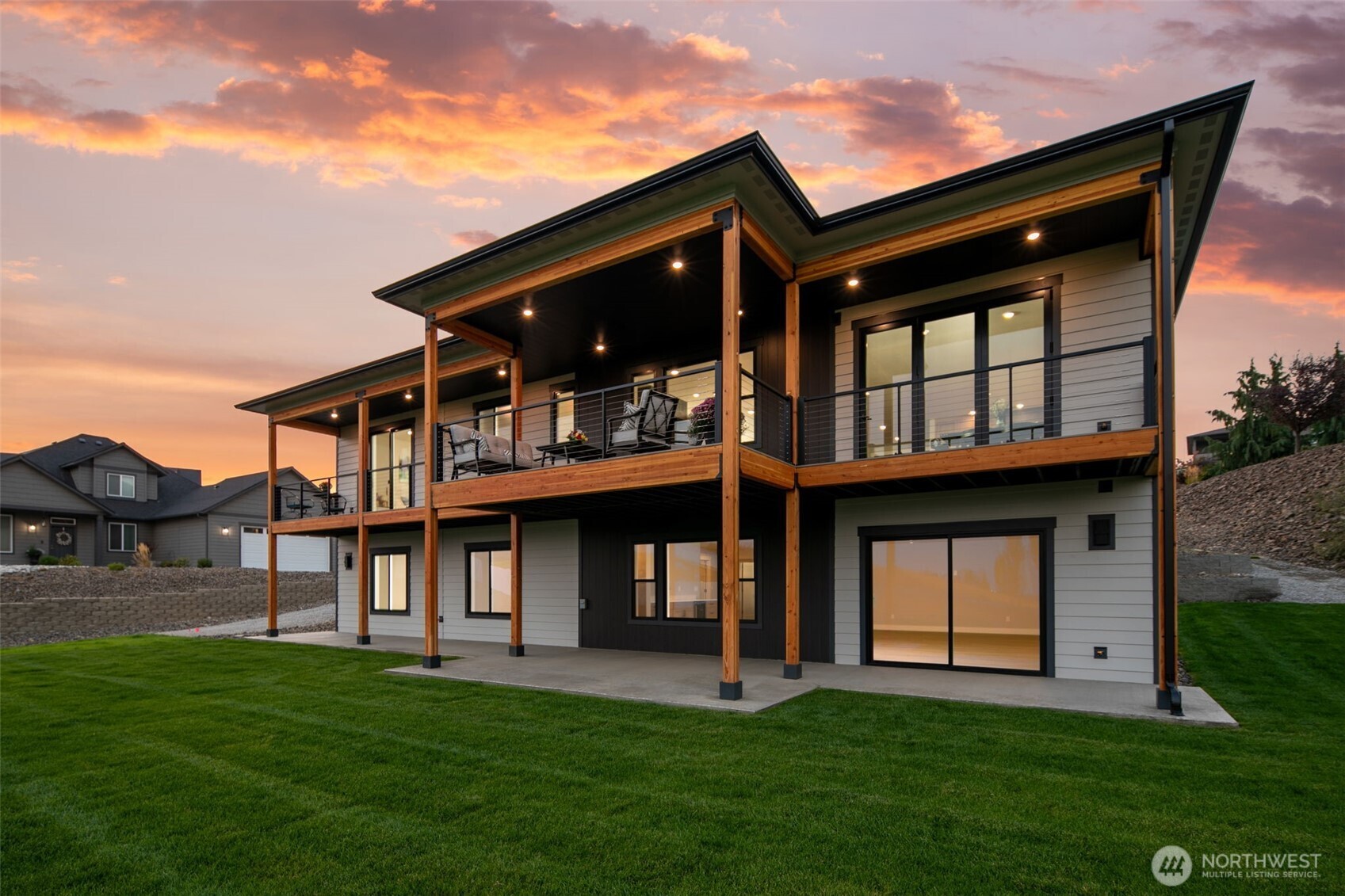 838 Autumn Crest Drive