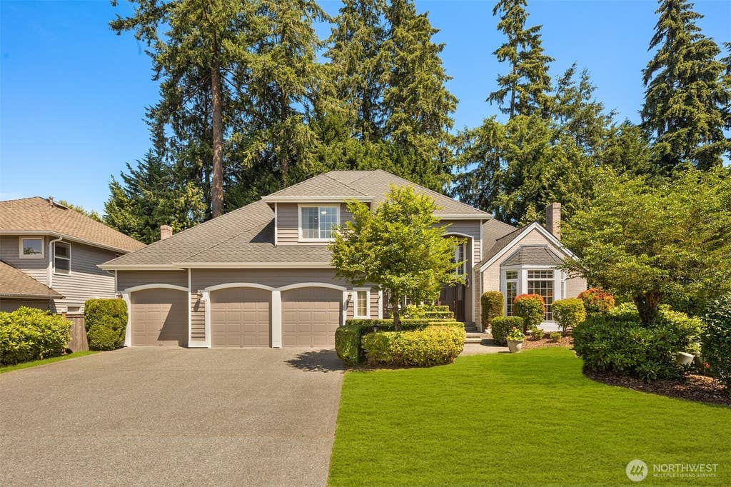 Photo of 2714 232nd Place SE, Sammamish, WA 98075 (MLS # 2567021)