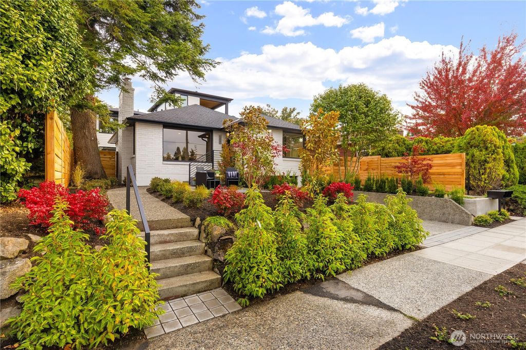 Photo of 5946 39th Avenue SW, Seattle, WA 98136 (MLS # 2443905)