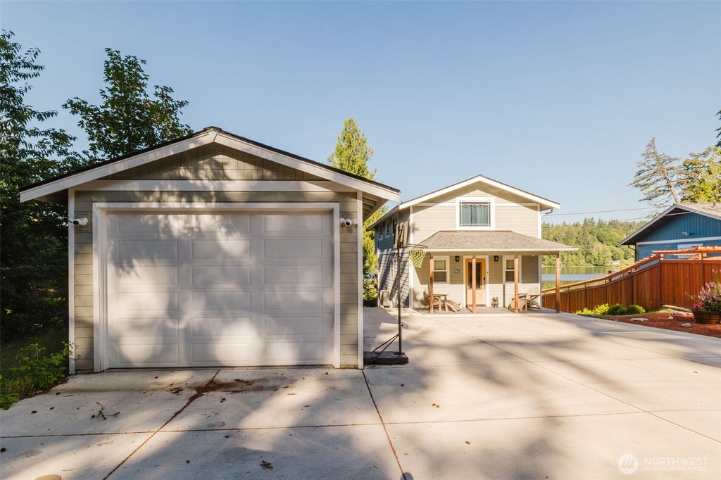 Photo of 8022 Long Lake Road SE, Port Orchard, WA 98367 (MLS # 2550323)