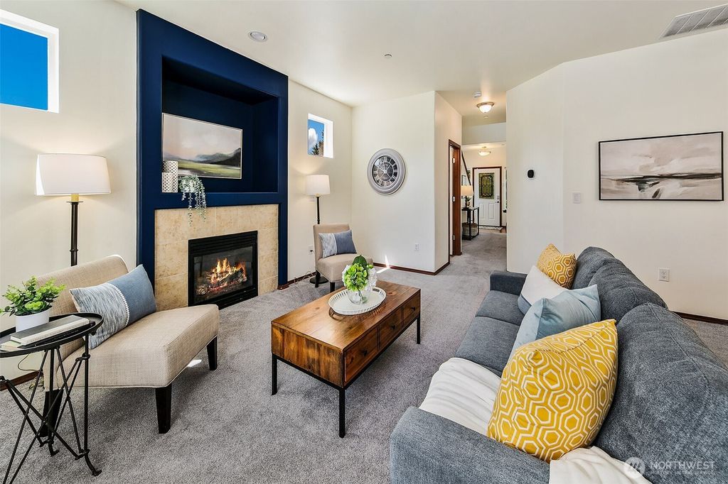 Photo of 2304 202nd Street SW, Lynnwood, WA 98036 (MLS # 2396055)