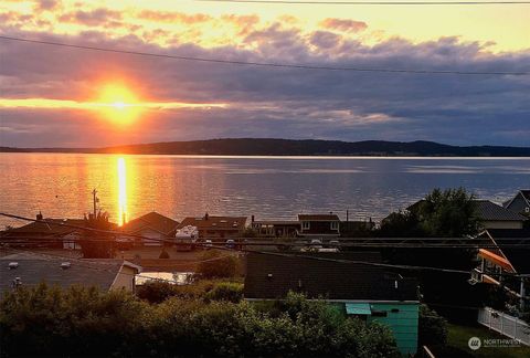 A home in Camano Island