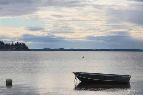 A home in Camano Island