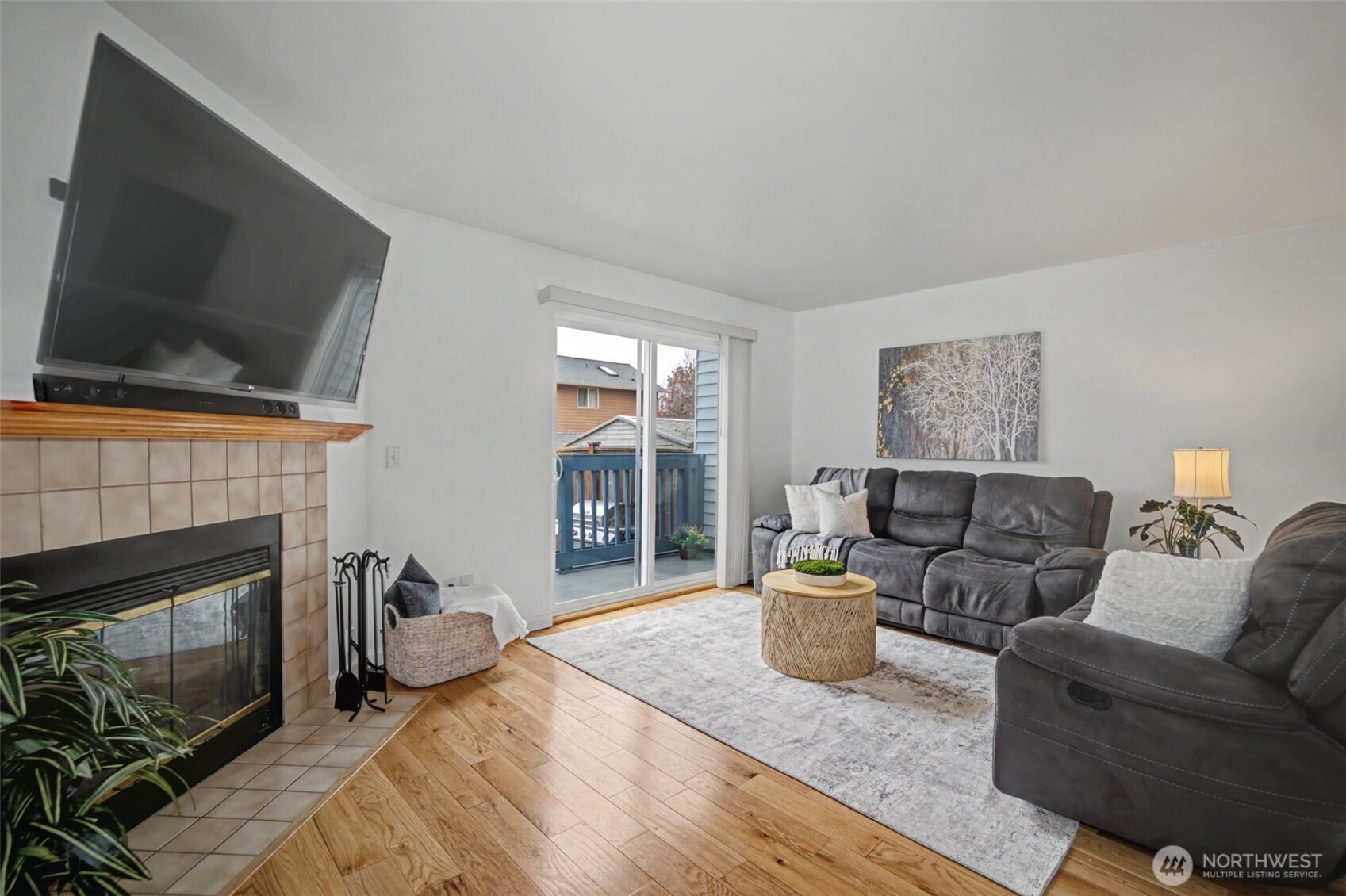 4108 NE 6th Place 2A