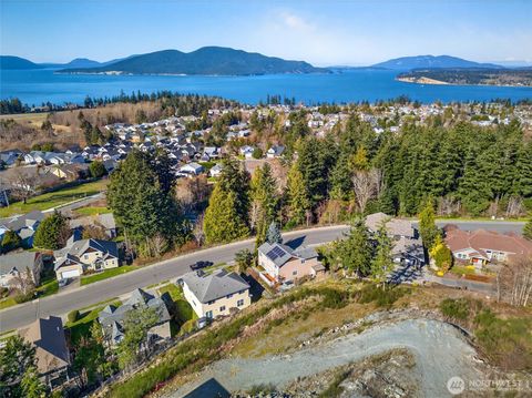 2307 Antone Way Anacortes WA 98221