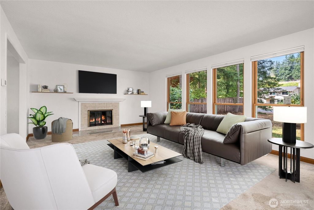 Photo of 18931 SE 287th Street, Kent, WA 98042 (MLS # 2423726)