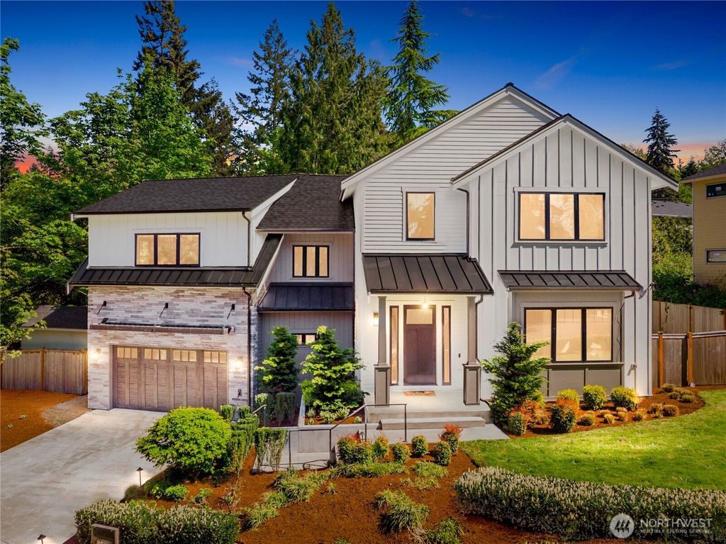 Photo of 4526 150th PL Pl SE, Bellevue, WA 98006 (MLS # 2369555)