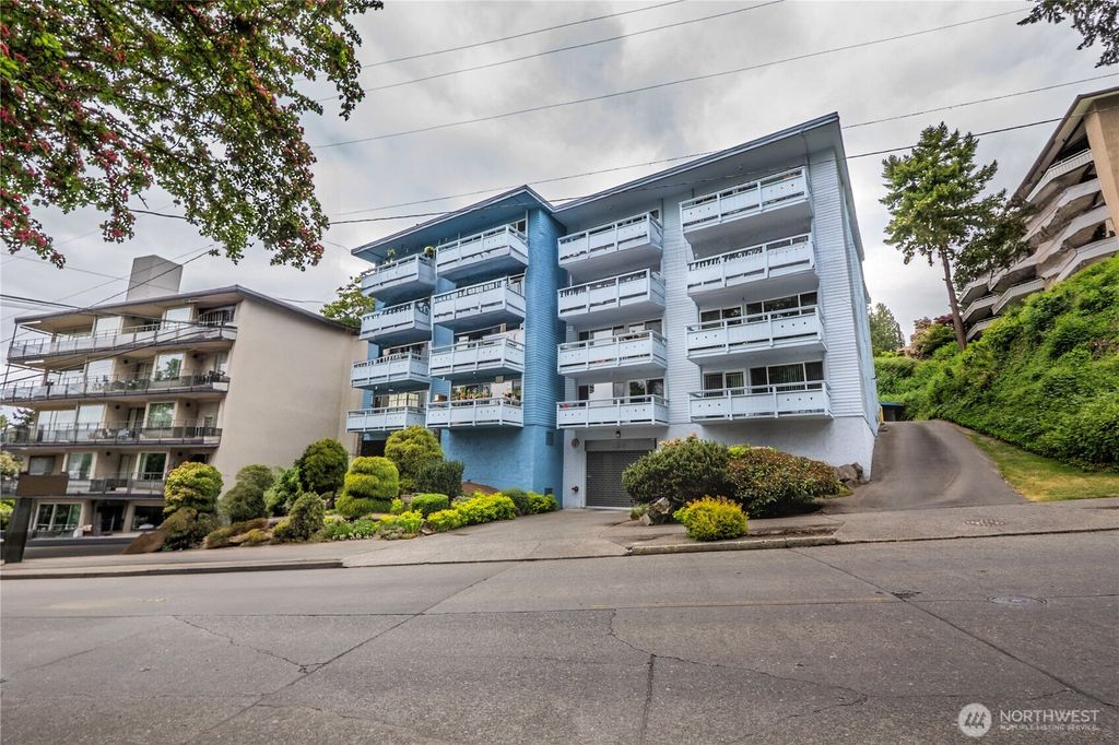 Photo of 7060 Lincoln Park Way S, Seattle, WA 98136 (MLS # 2382545)